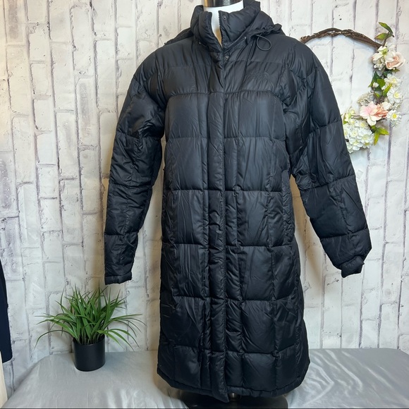 North Face parka puffer with hoodie coat XS - Picture 2 of 9